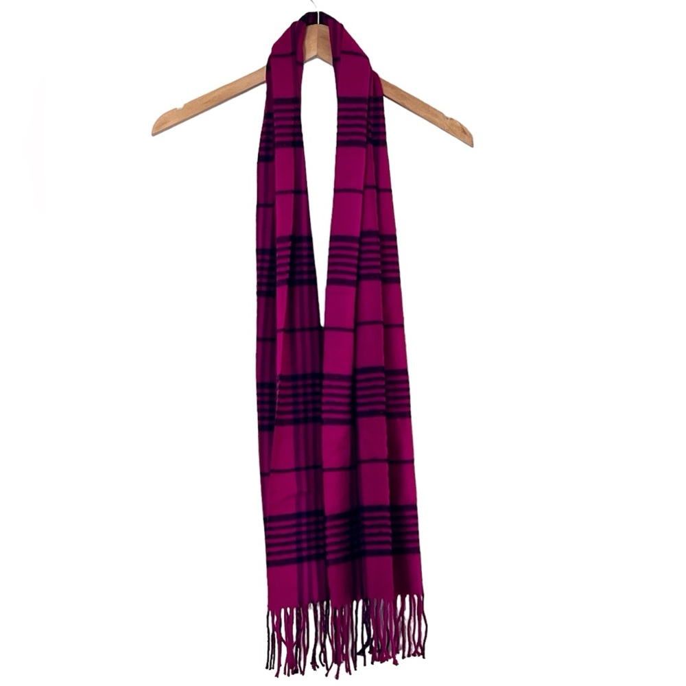Pink plaid 100% cashmere fringe scarf Made in Scotland